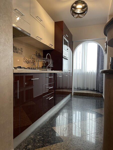 Unirii, Alba Iulia, bd. Decebal,